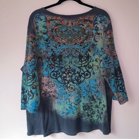 Vintage Essentials Size 1X Graphic V Neck Top Pastel Y2K Fairy Whimsical - Picture 6 of 8